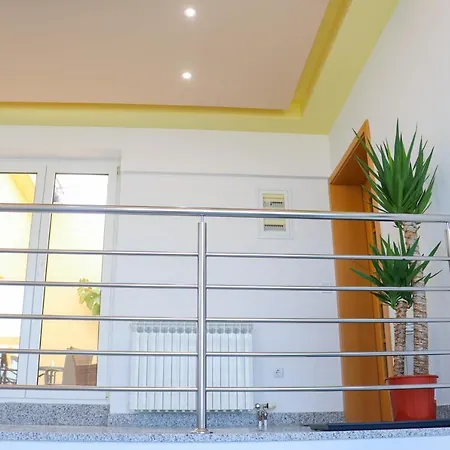 Stross Apartments & Rooms Osijek Exterior photo
