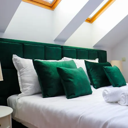Stross Apartments & Rooms Osijek Room photo