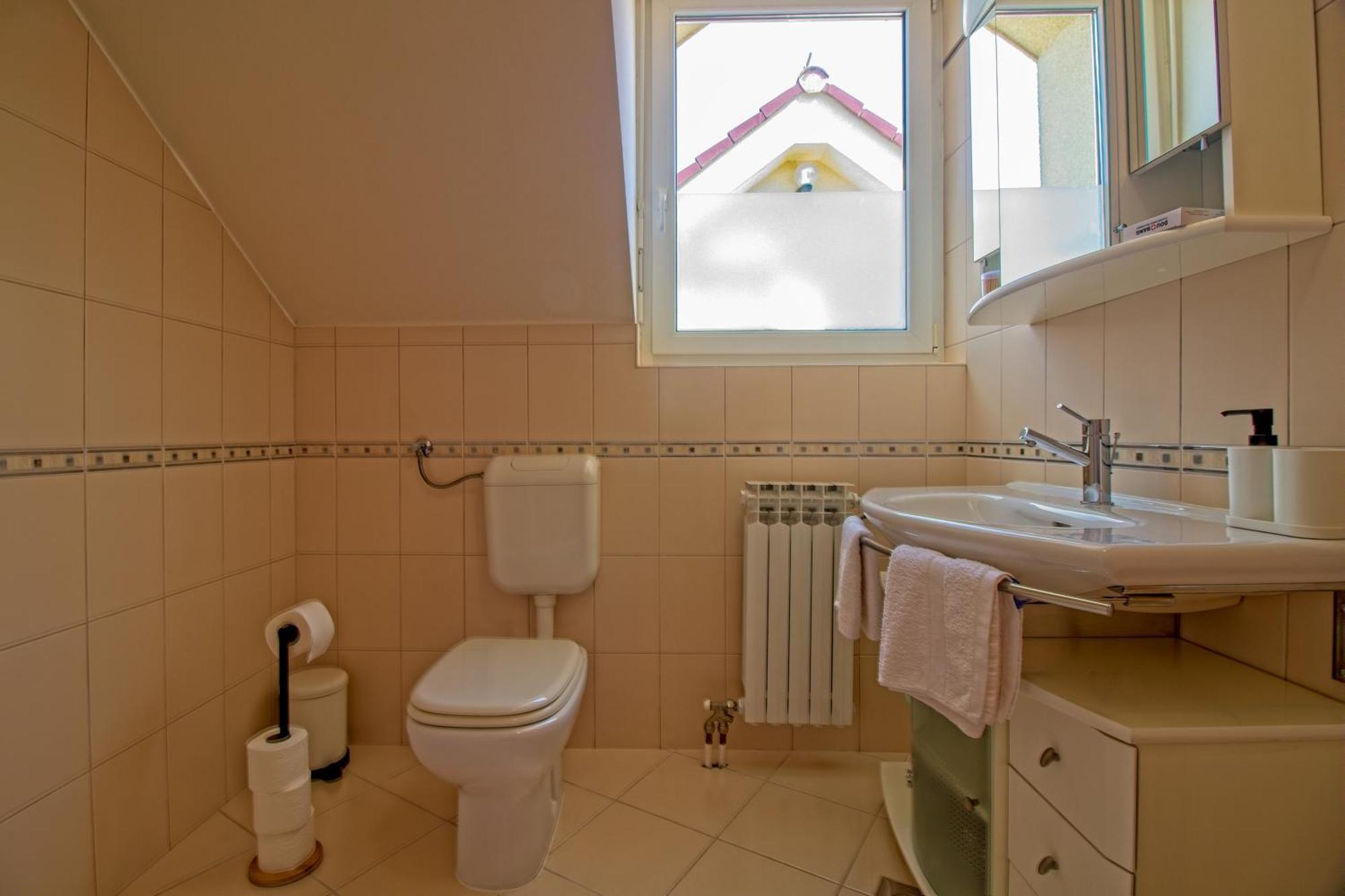 Apartman Stross & *